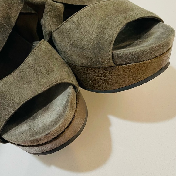 Eileen Fisher Draw Suede Platform Wedge Sandal with Dust Bag - Picture 7 of 16